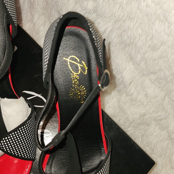 **Woman Red , Black, and White High Heels** - Picture 8 of 10